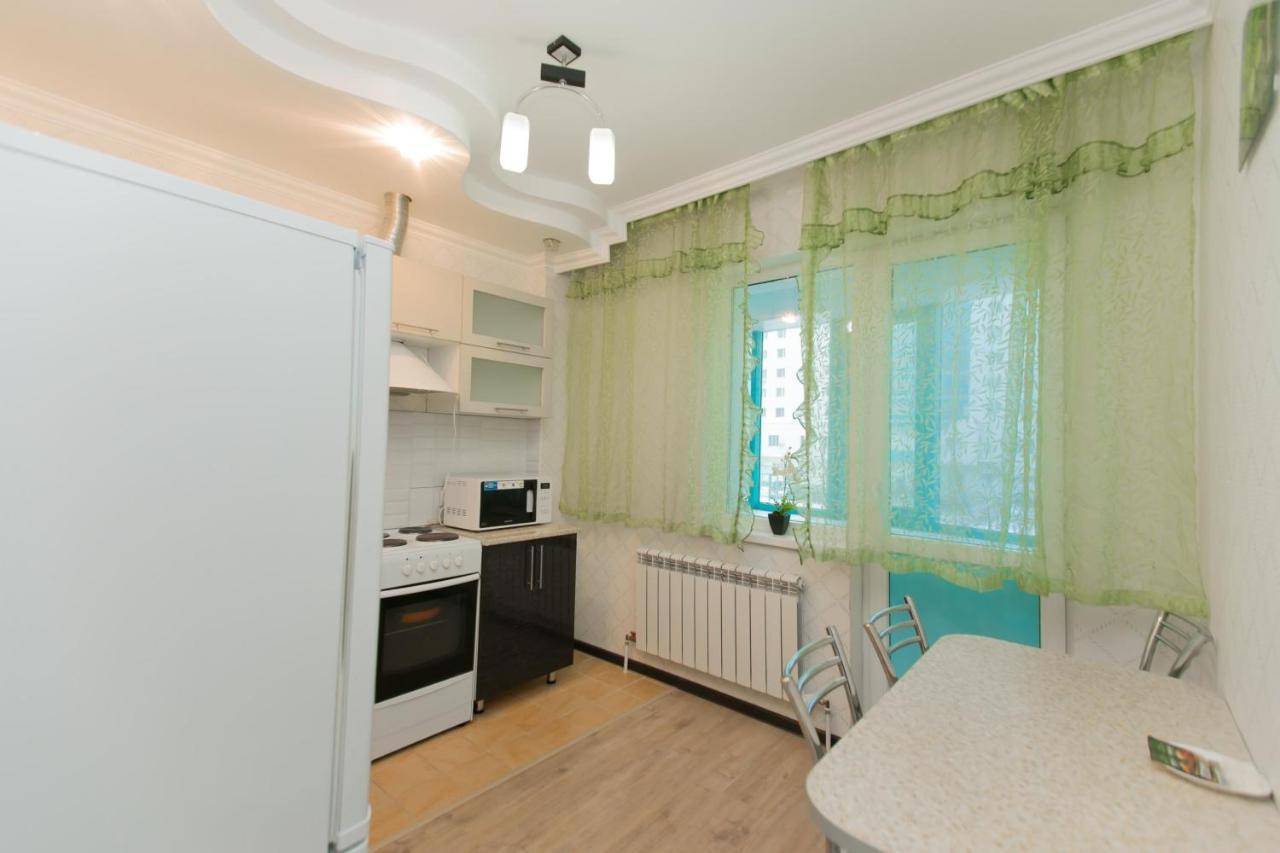 Cozy Apartment On Sarayshyq Street 5E Astaná Exterior foto