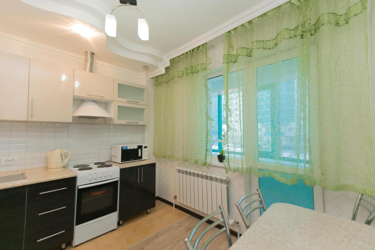 Cozy Apartment On Sarayshyq Street 5E Astaná Exterior foto