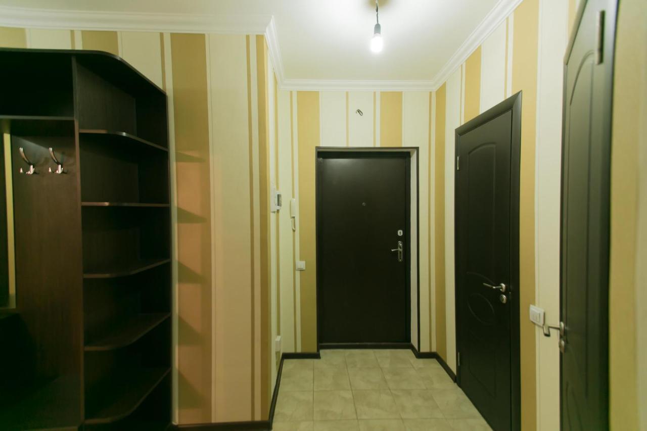 Cozy Apartment On Sarayshyq Street 5E Astaná Exterior foto